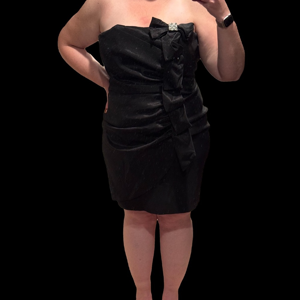 Torrid Black Taffeta Ruffled Tube Dress
